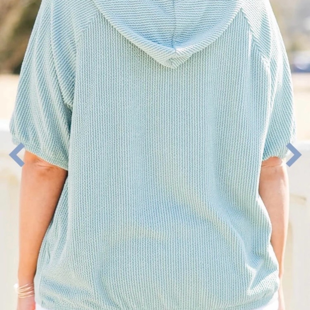 Light blue shirt - Picture 9 of 11